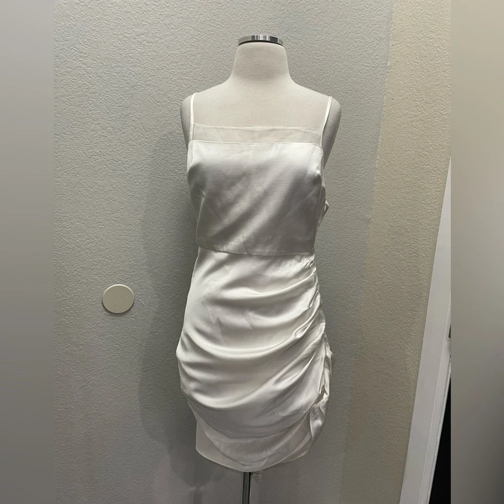 New!‎ Amanda Uprichard London Dress in Ivory sz Medium $282 - Picture 5 of 7